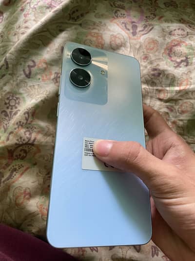 Realme Note 60
