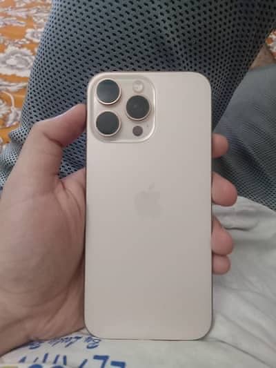 Apple iPhone 16 Pro Max