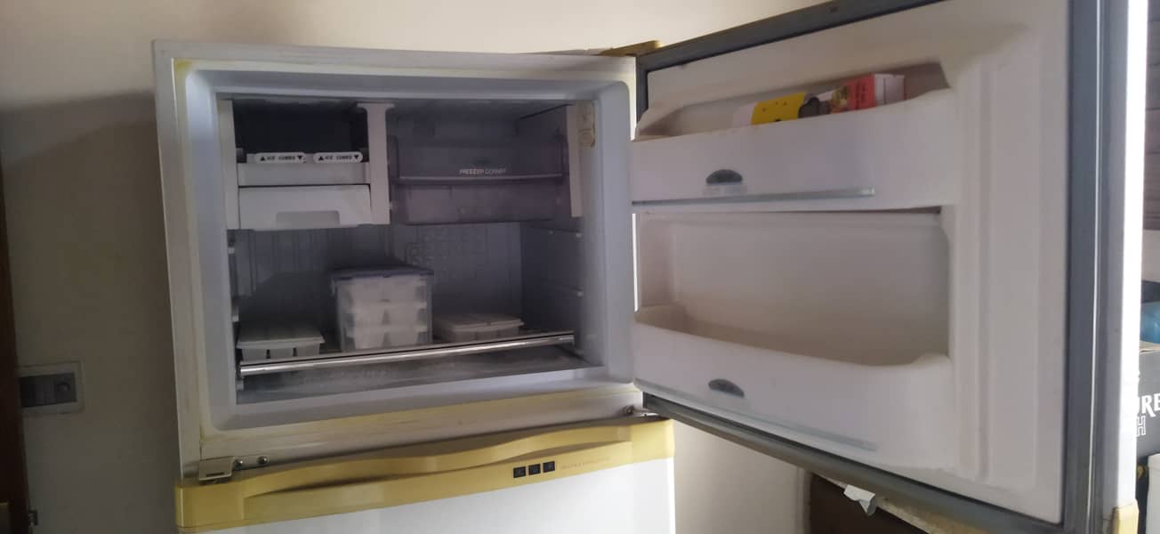 Refrigerator 1
