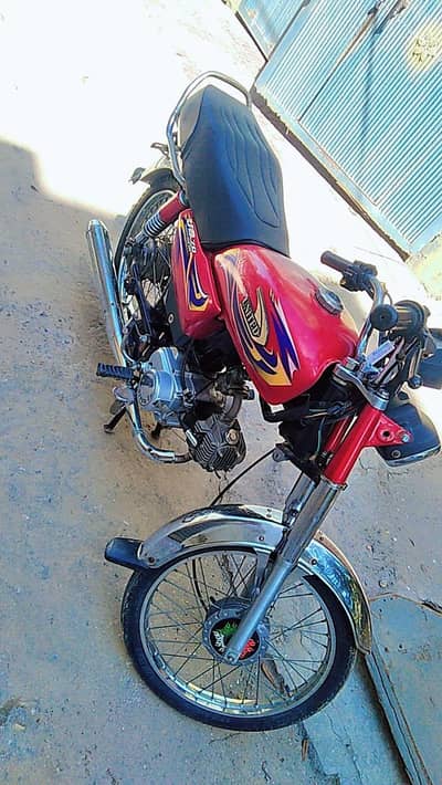 united 70  bike in excellent condition