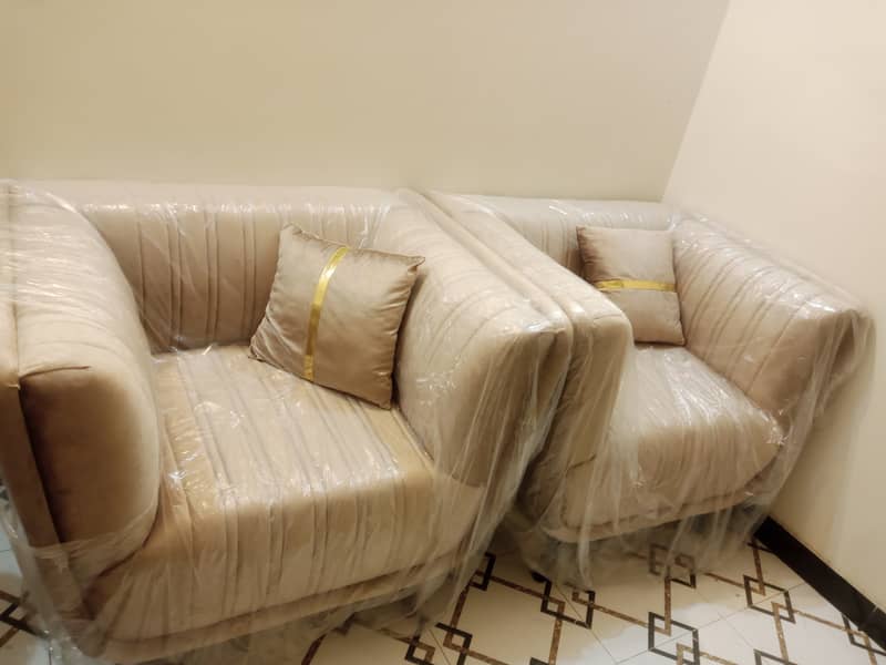 Sofa set 0