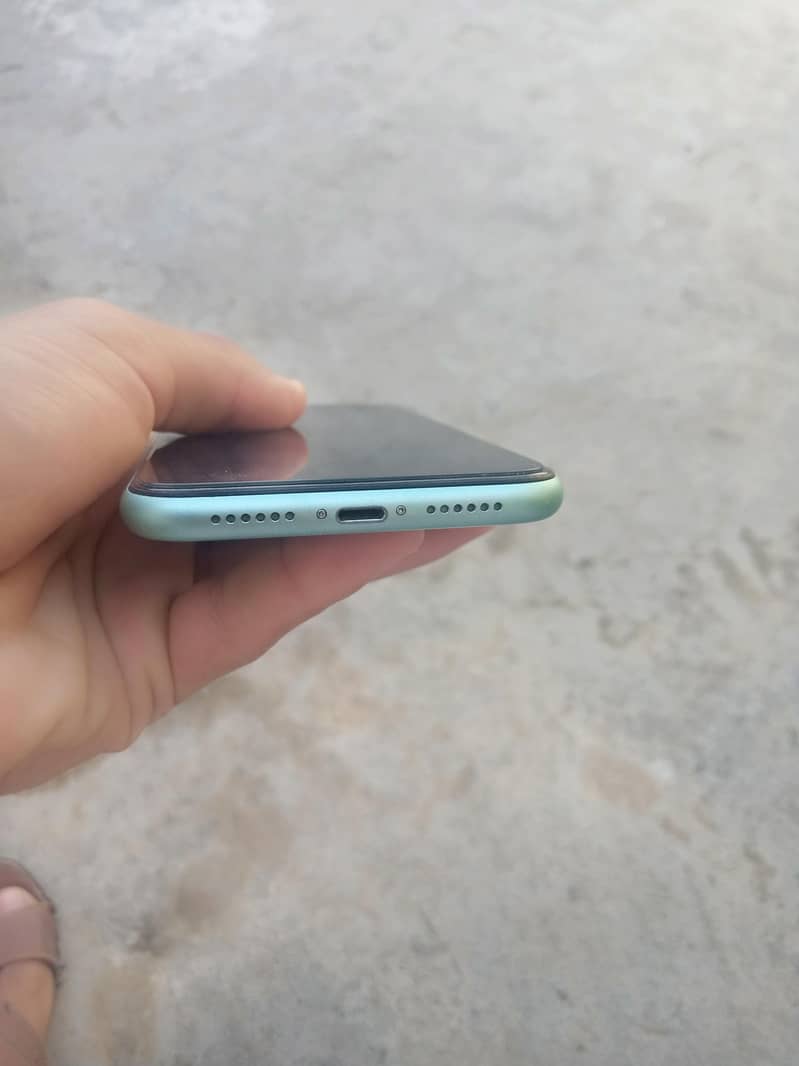 iphone 11 3