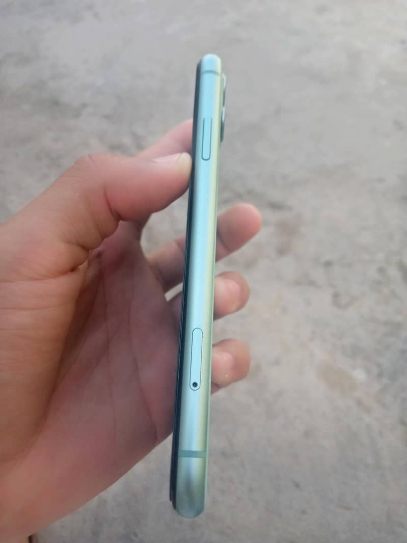 iphone 11 4