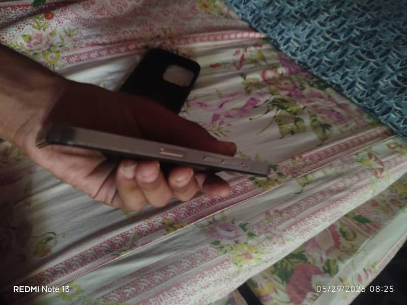 iPhone 14pro 4