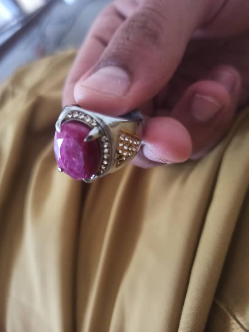 Antique Ruby ring 2