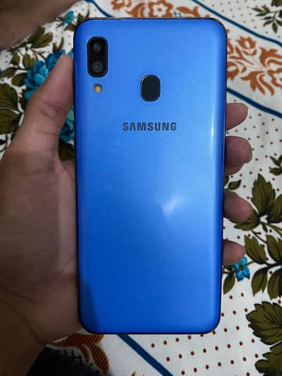 Samsung Mobile A30