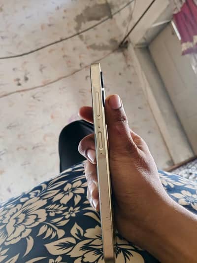 Samsung Mobile A06