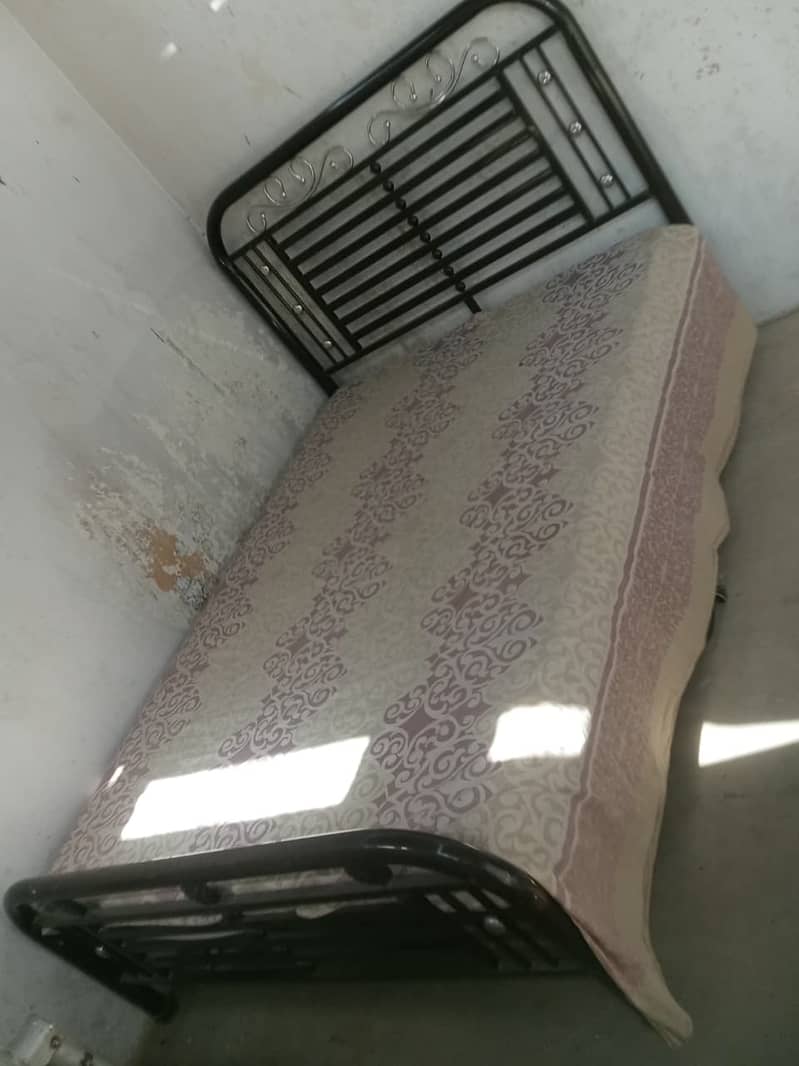 Iron single Bed 2