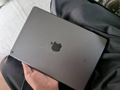 Apple Ipad 8th Generation 128GB