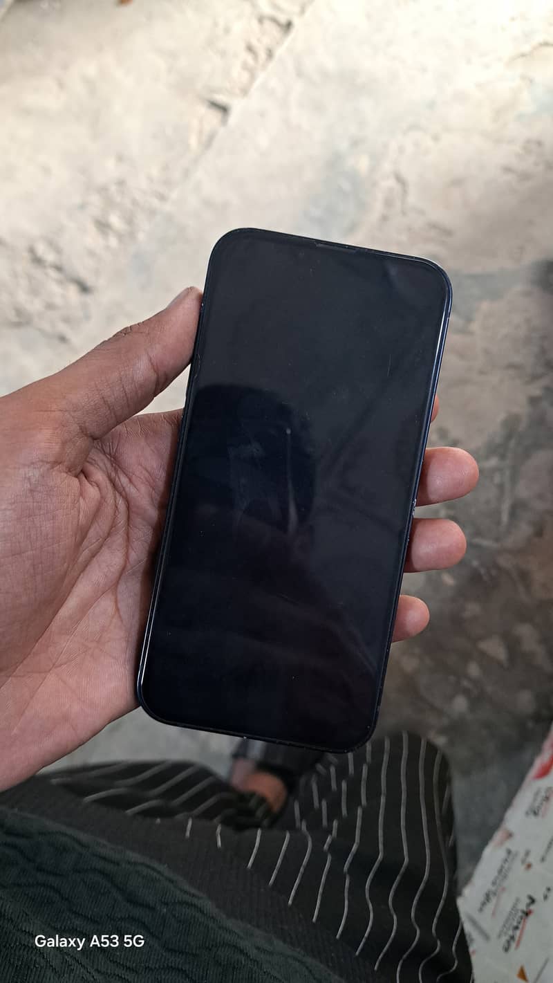 Apple iPhone 13 3