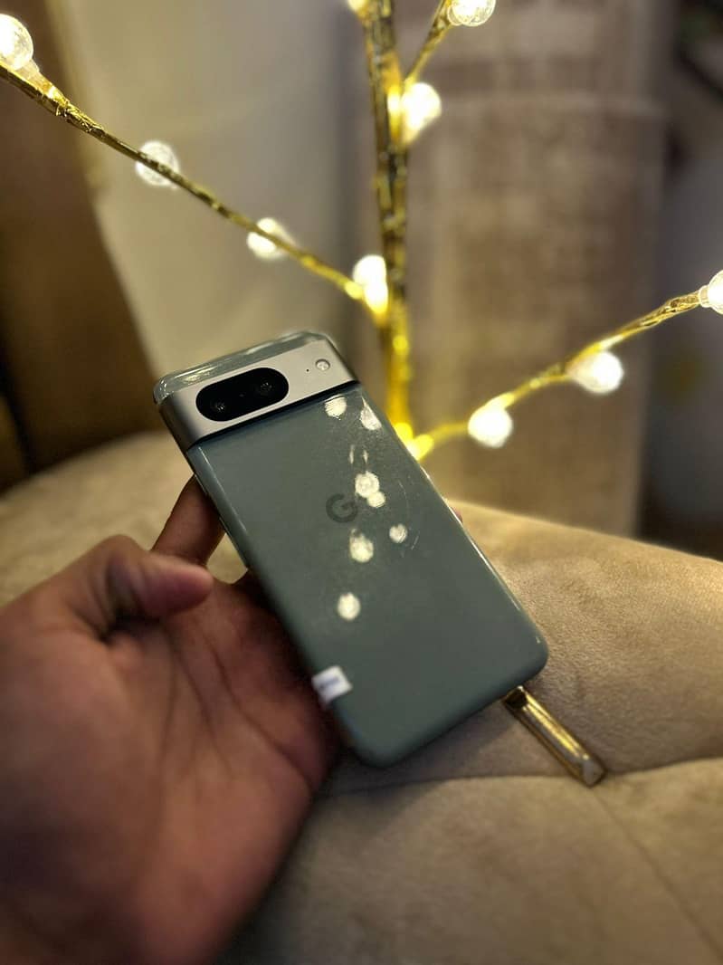Google Pixel 8 1
