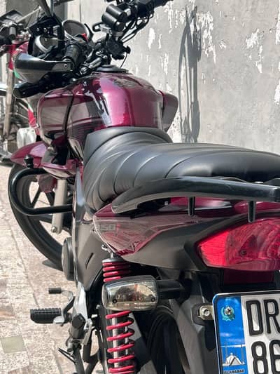 Honda CB150F low mielage bike