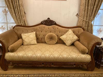 sofa set and center table set for sale
