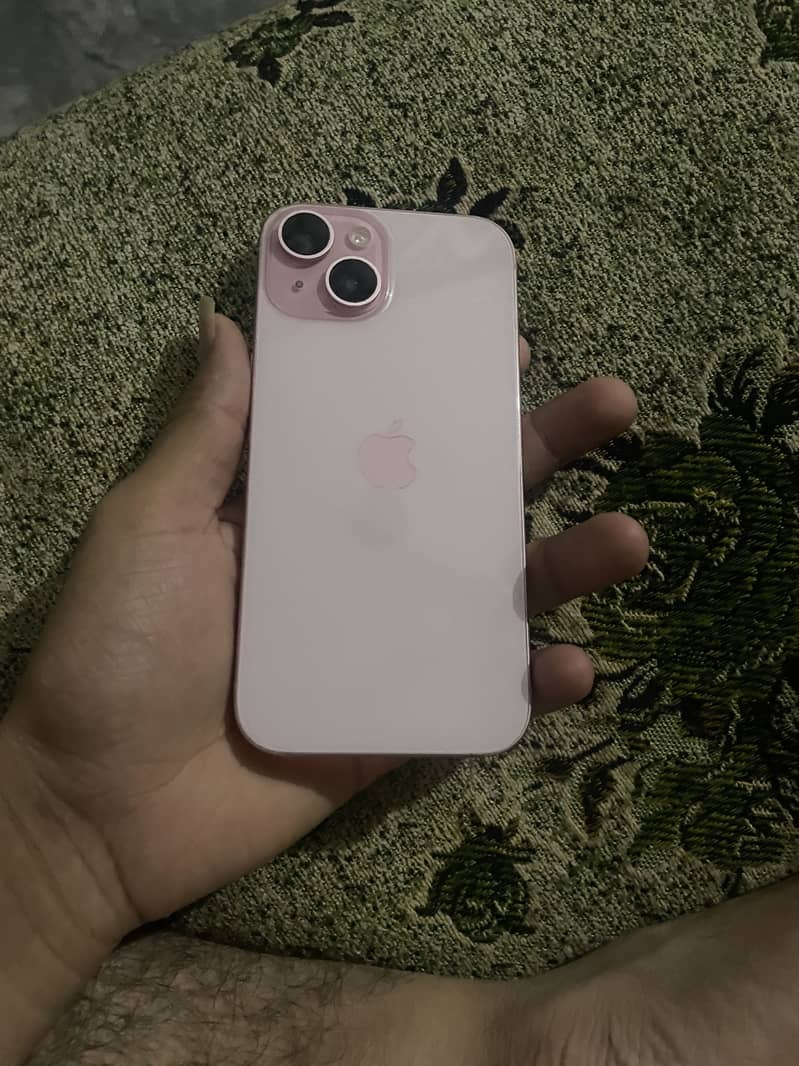 Apple iPhone 15 3
