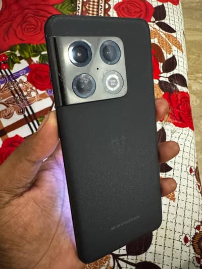 One Plus 10 Pro