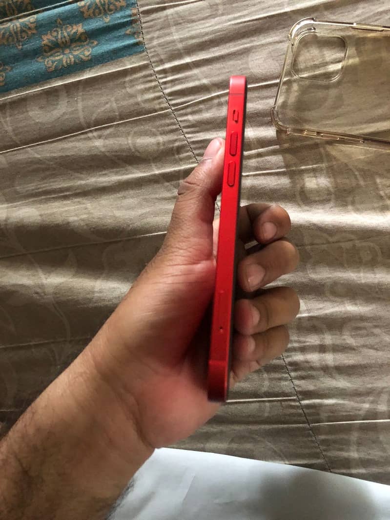 Apple iPhone 12 3