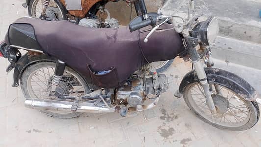 BIKE CHALNE MEIN BILKUL THEEK HAI SUPERPOWER 70 2013 MODEL