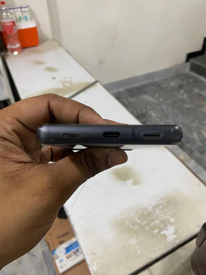 Google Pixel 7a 5