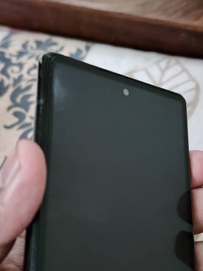 Google pixel 6 4