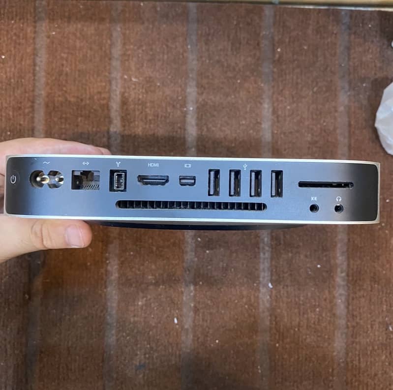 Apple Mac Mini 2010. 3