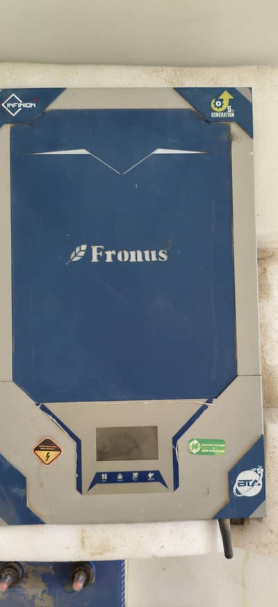 Fronus inverter and batteries 230Amp