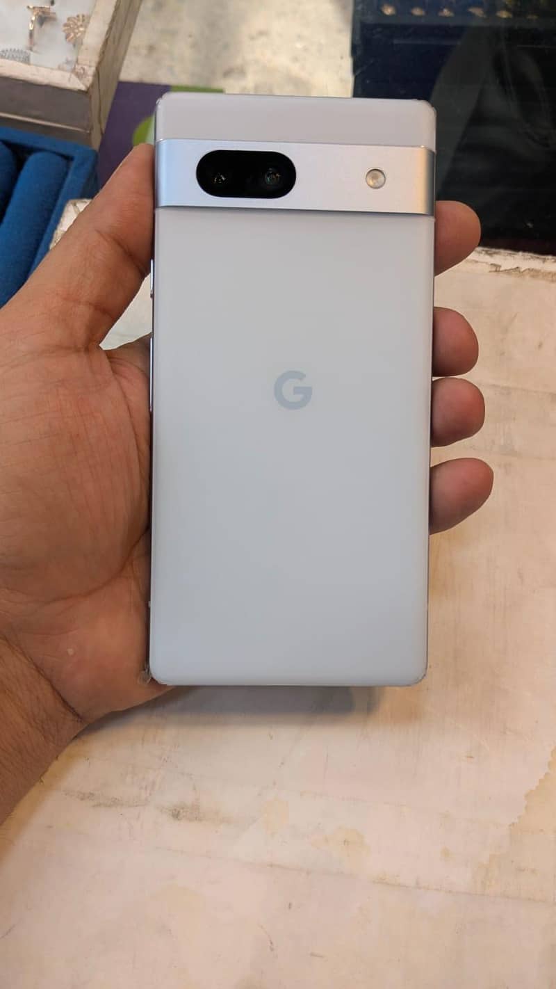 Google Pixel 7a 1