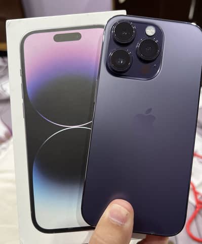 Apple iPhone 14 Pro 256 gb with box and wire