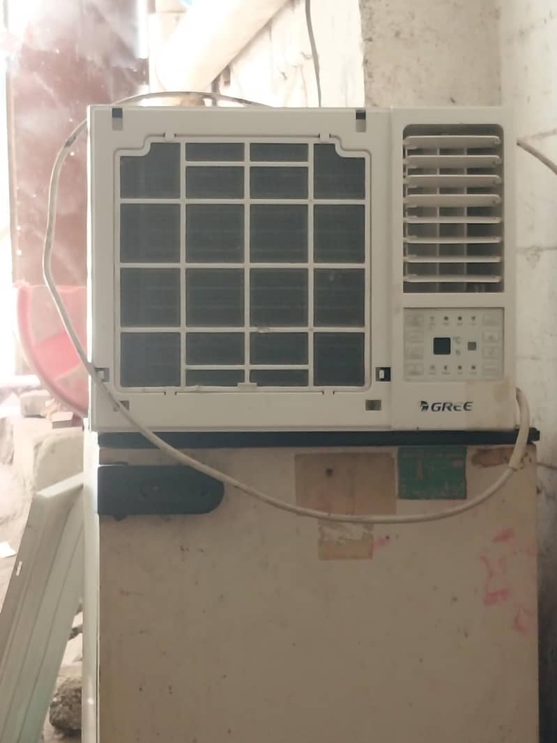 window ac 1