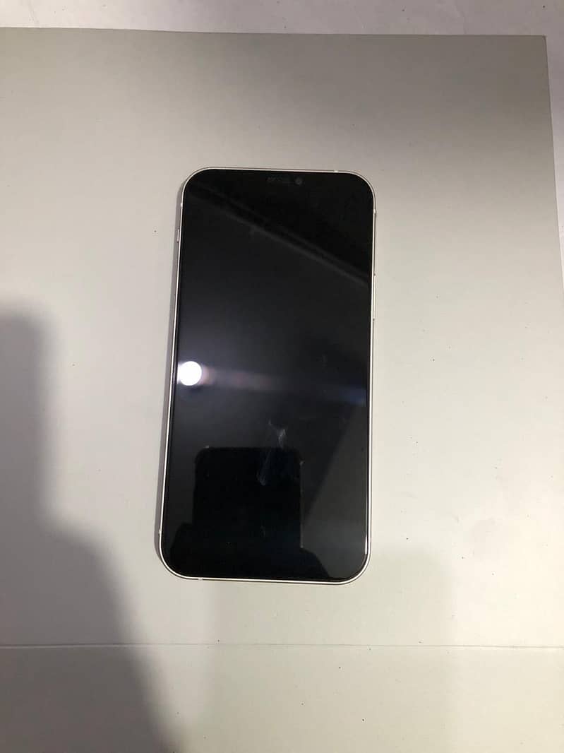 Apple iPhone 12 3