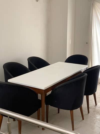 Dinning Chairs, New Dinning Chairs Available For Home & Restaurant