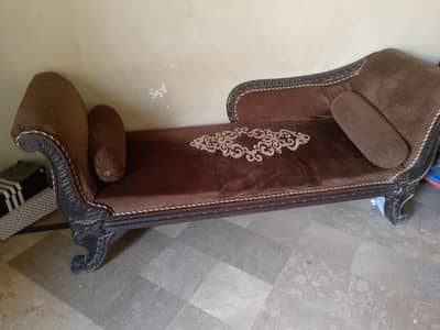 deewan 3 seater with solid wood