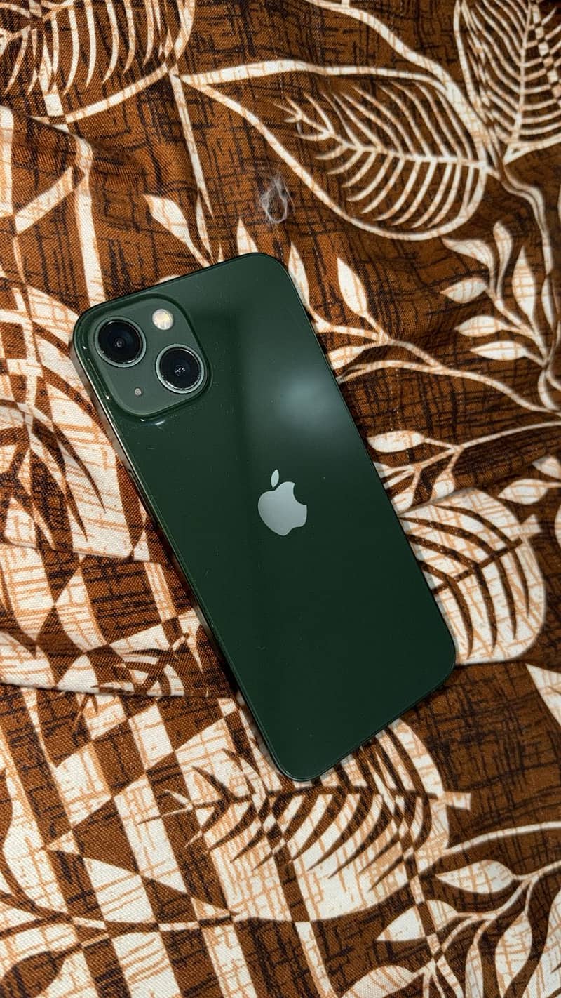 Apple iPhone 13 1