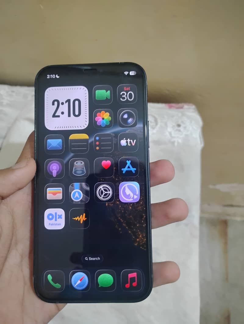 Apple iPhone 12 7