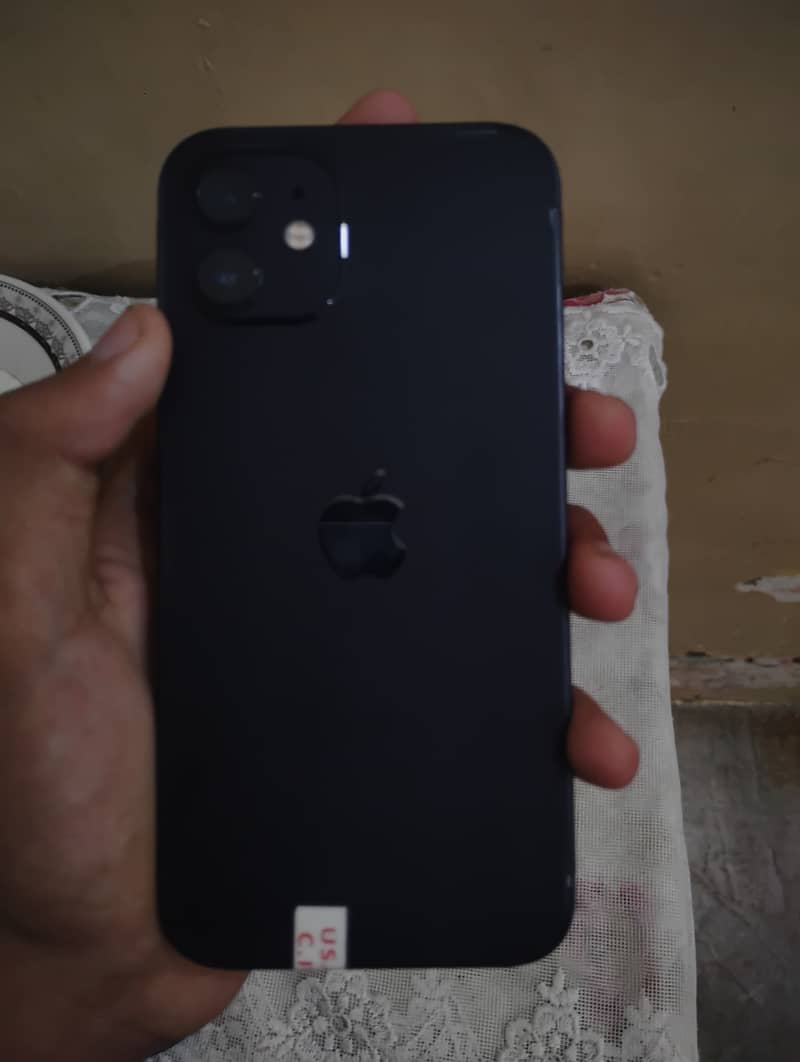 Apple iPhone 12 12