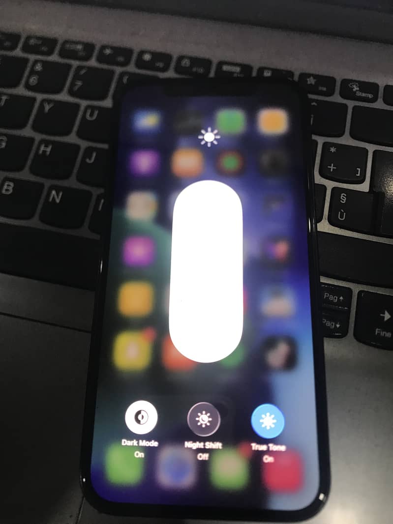 Apple iPhone 12 6