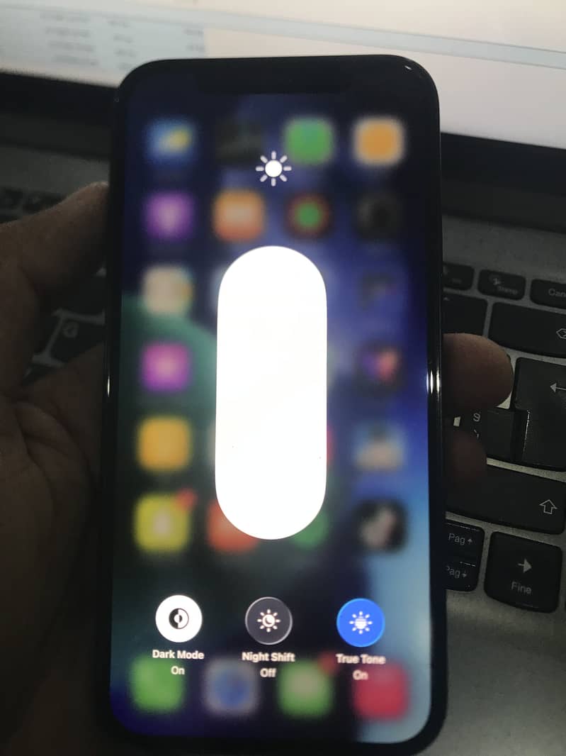 Apple iPhone 12 7