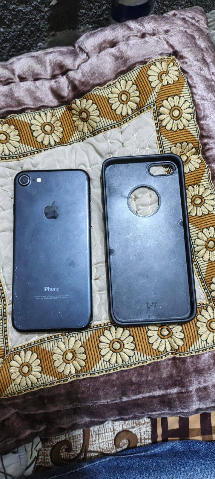 Apple iPhone 7 3