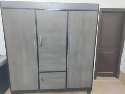 wardrobes Almari