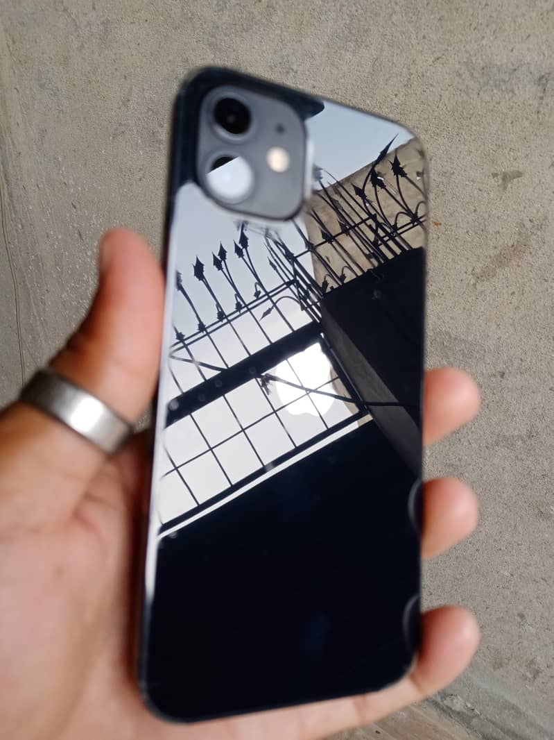 Apple iPhone 12 2