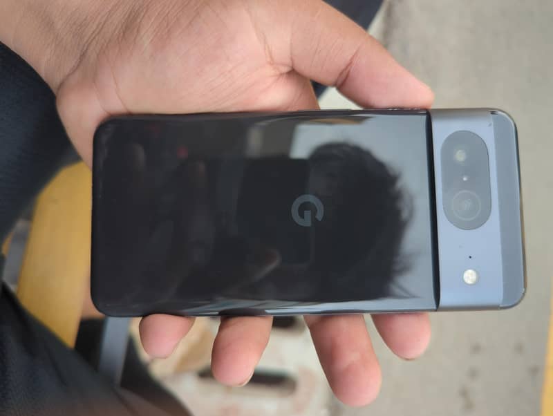 Google Pixel 8 1