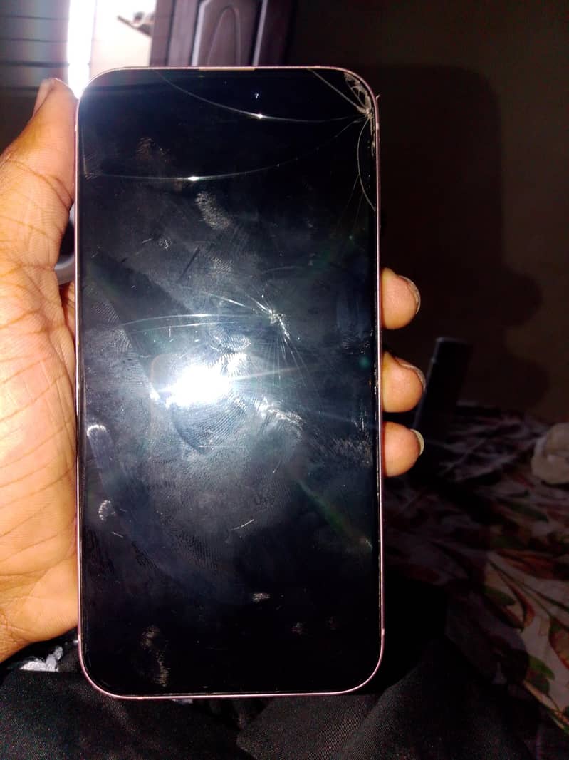 Apple iPhone 15 plus 2