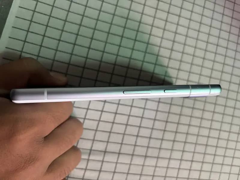 Google Pixel 7a 4