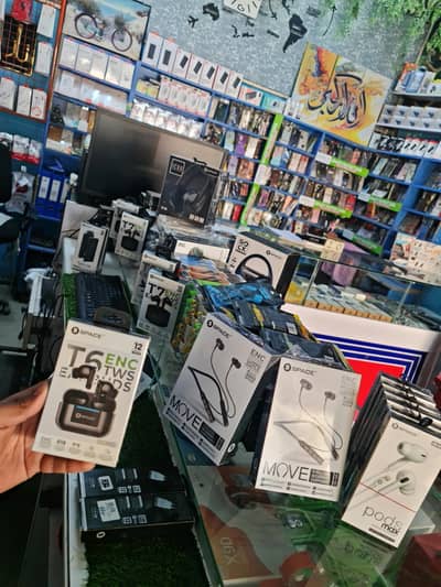 MOBILE Shop For  S A L E  | Including  All Accessories & Furniture