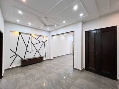 5 Marla Slightly Used House For Sale In Lake City Sector M7B