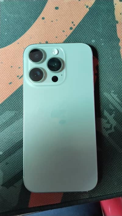iPhone 15 Pro jv