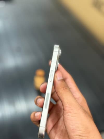Apple iPhone 15 Pro