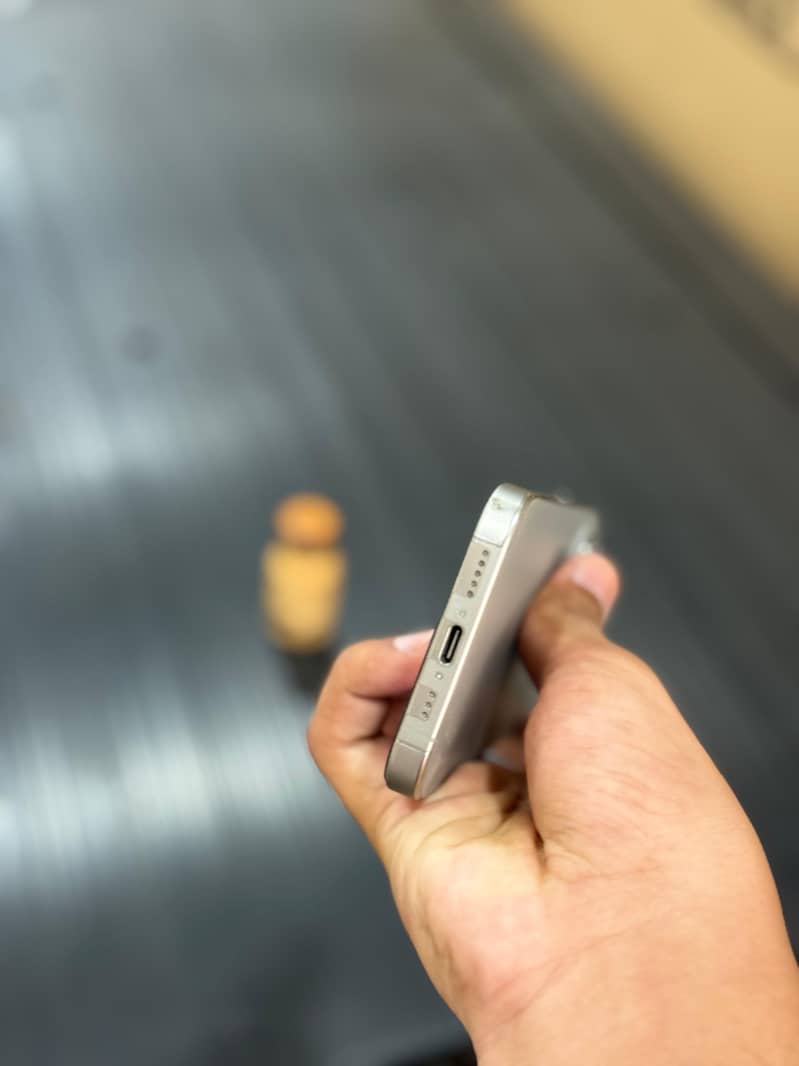 Apple iPhone 15 Pro 5