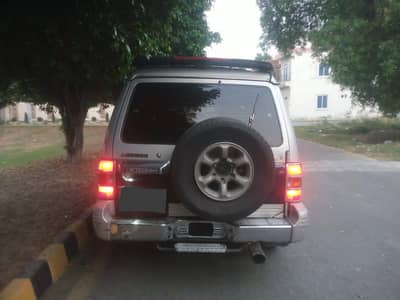 Mitsubishi Pajero Intercooler 1990 ( Body Changed ) 0301-9625-788