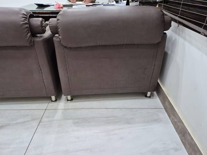 Two single sofas best Royal look sofas in VIP condition 6