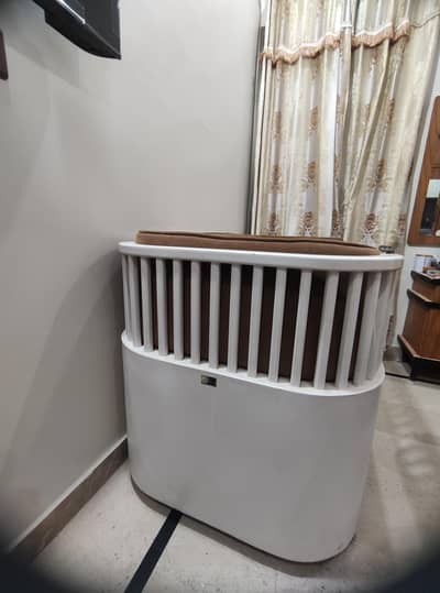 Premium Wooden Baby Cot For Sale